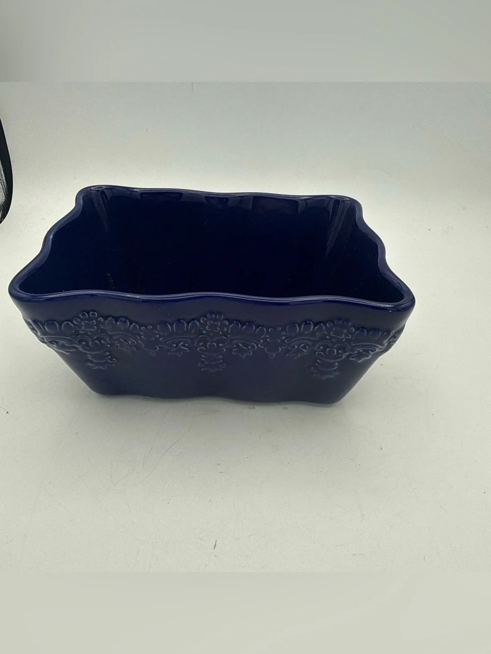 Temp-tations by Tara Cobalt Blue Country Lace Ovenware Loaf Pan 6.5x475”